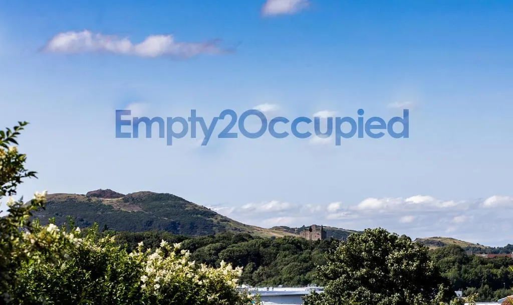 3 BED House w/Drive & Garden v/Fast WiFi near bioQuarter, Edinburgh, United Kingdom