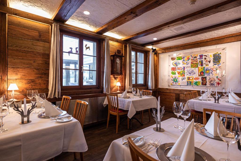 Restaurace v ubytování HIRSCHEN OBERKIRCH - Design Boutique Hotel