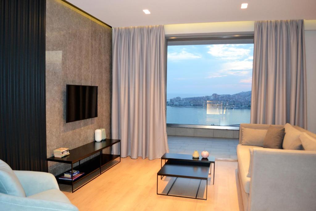 ArtNest Luxury Hotel & Suites - Image 3