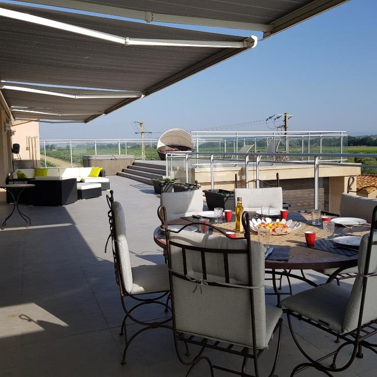 Domaine De L'aube Des Temps - Two-Bedroom House