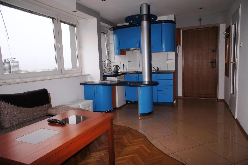 Kuchyňa alebo kuchynka v ubytovaní bonApartments