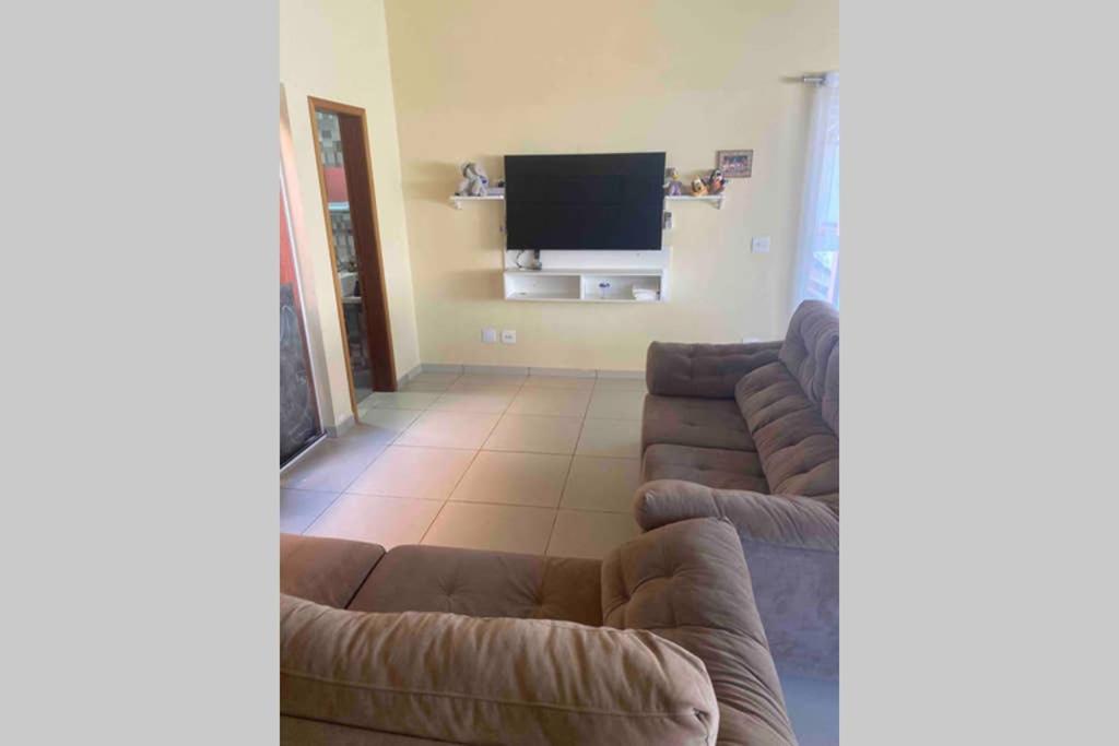  Chácara - Casa condomínio fechado com piscina aquecida