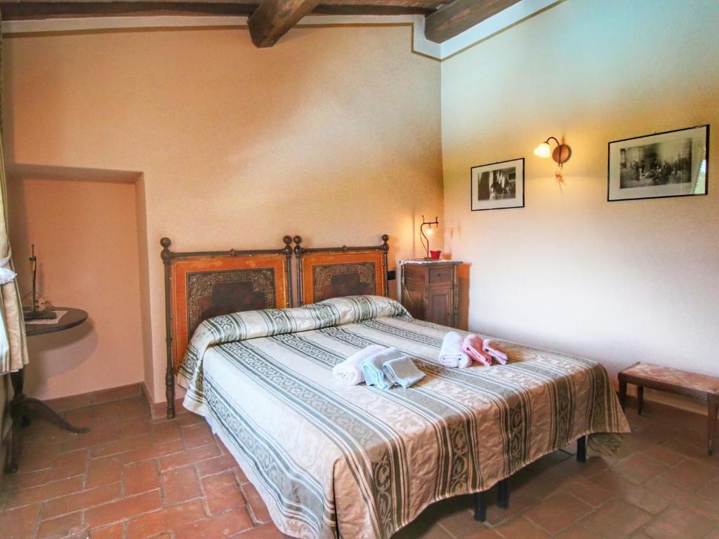 Posteľ alebo postele v izbe v ubytovaní Elegant Apartment Retreat in Todi