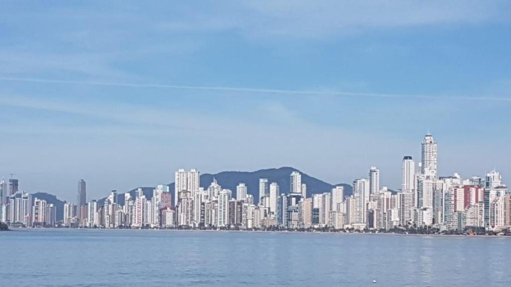  Apartamento no Edificio Neuza