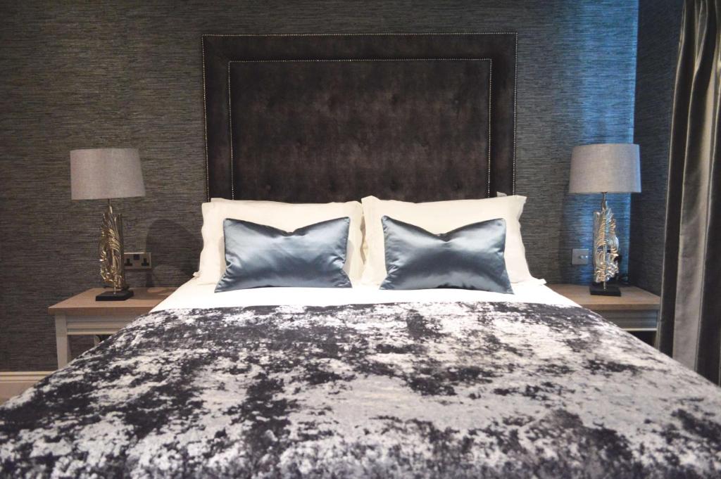 Cama ou camas em um quarto em The Lord Street Hotel; BW Signature Collection