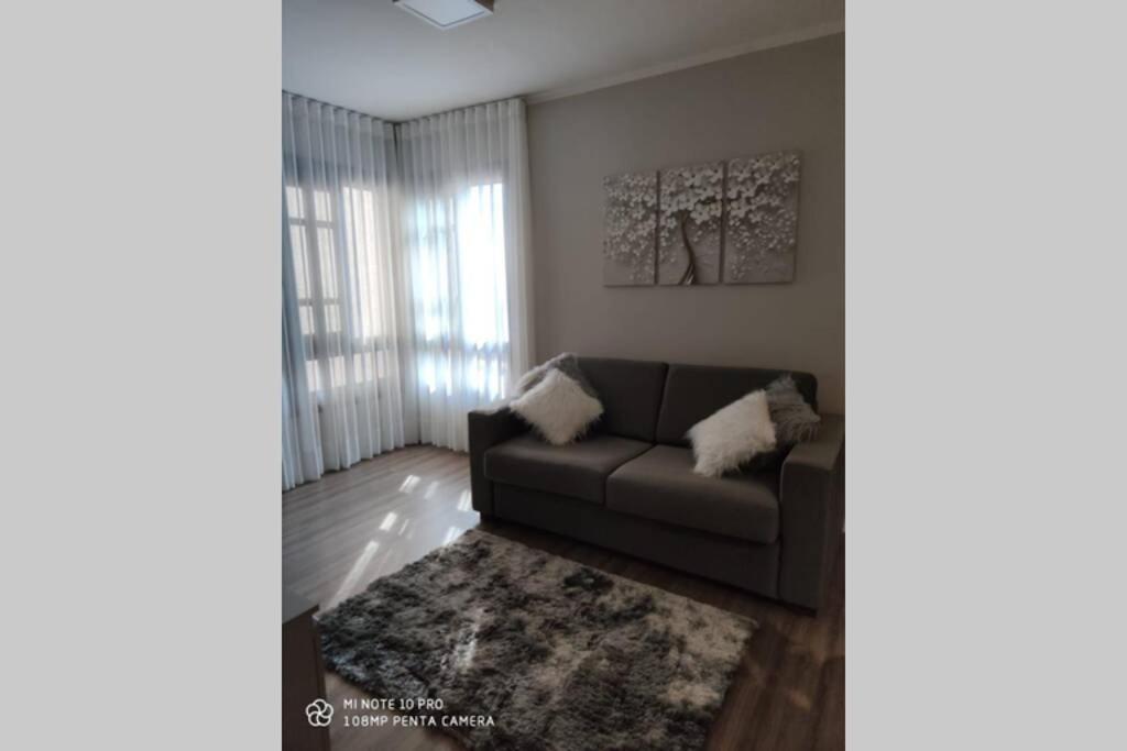  Lindo apartamento no centro de Canela