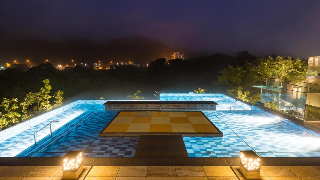 Bazén v ubytování Kinugawa Hotel Mikazuki nebo v jeho okolí