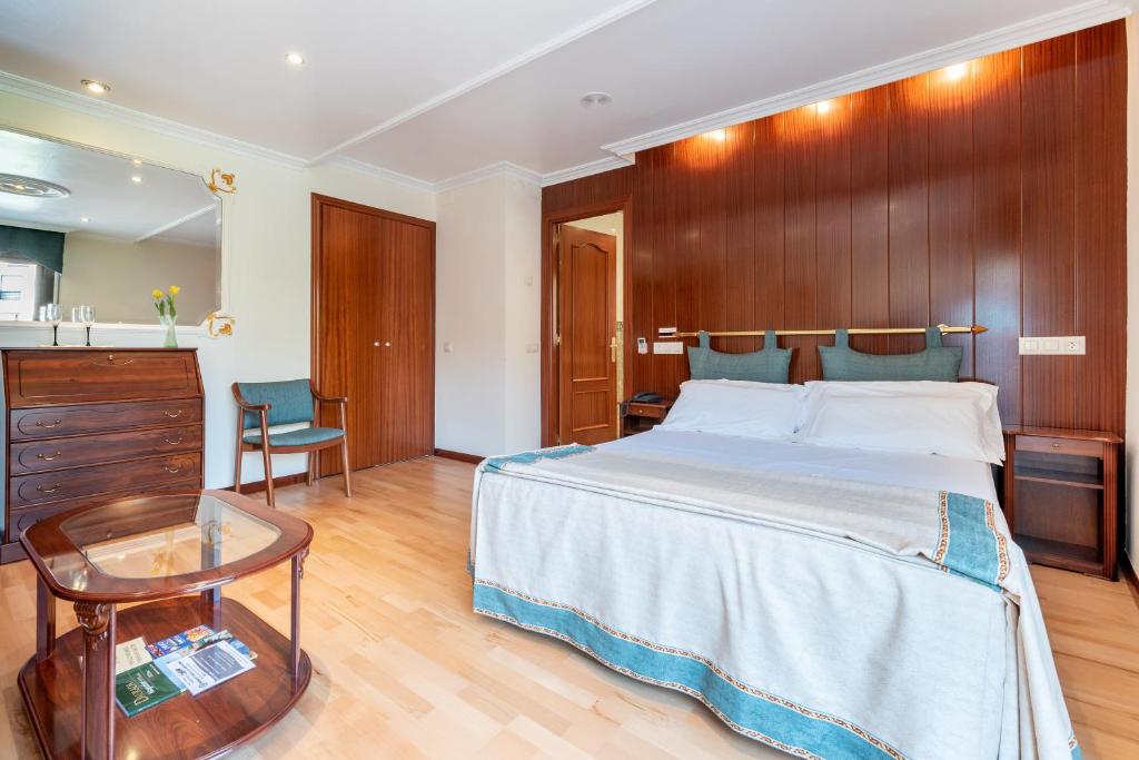 Hotel Canadá - Deluxe Suite
