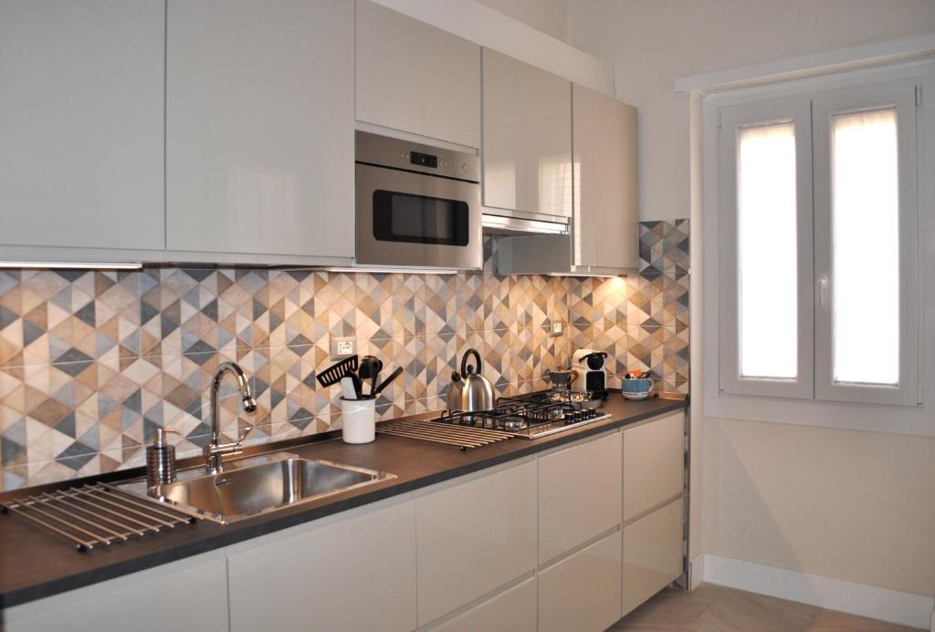 Trastevere Boulevard - 7