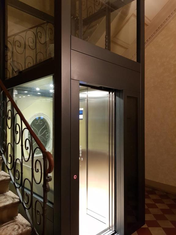 Verona Romeo's Eye - 10