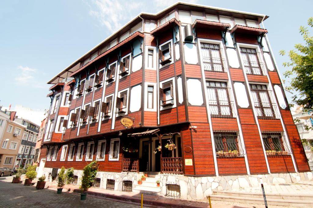 Budova, kde se hotel nachází