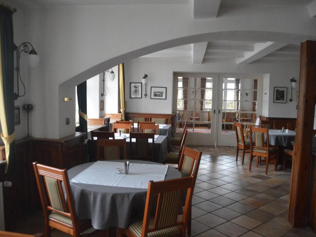 Restaurace v ubytování Zum Weserdampfschiff