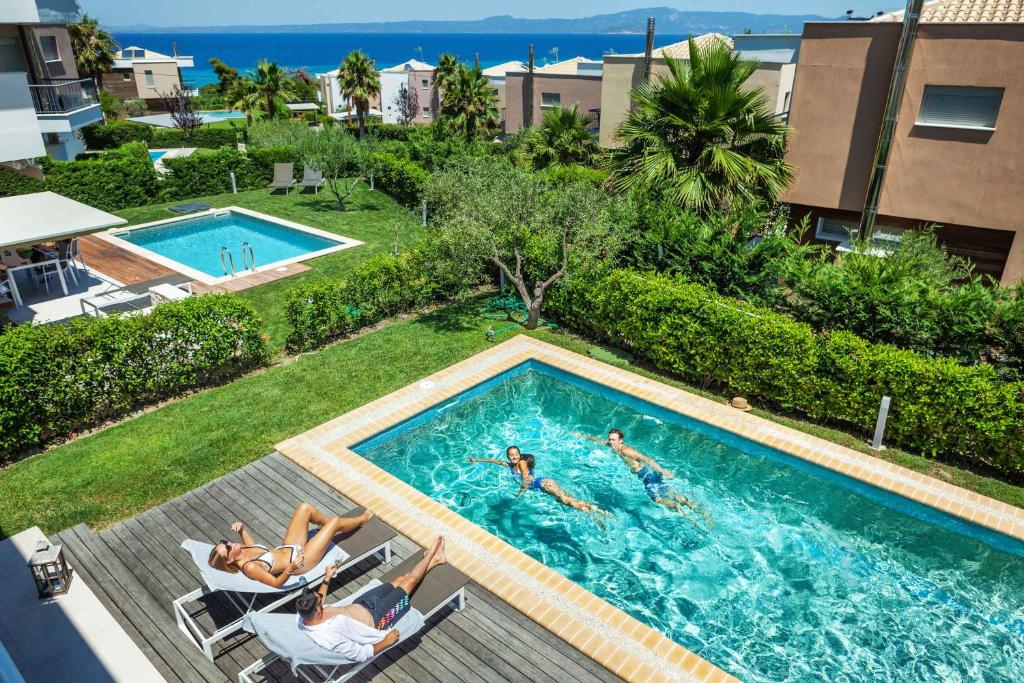 Bazén v ubytovaní Deluxe Villas Mira Mare alebo v jeho blízkosti