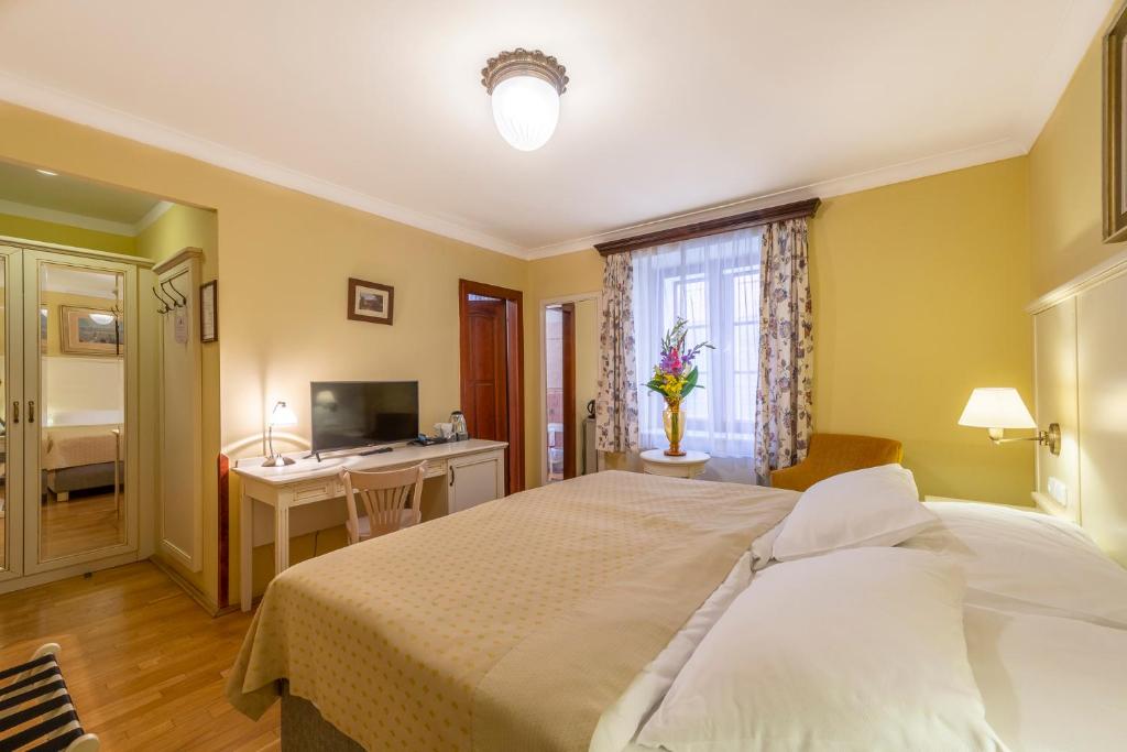 Hotel Cerny Slon - Resim 21
