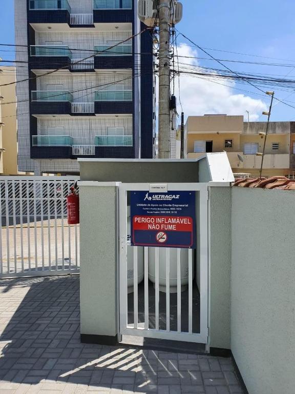  Apto Condomínio Vila Monrealle