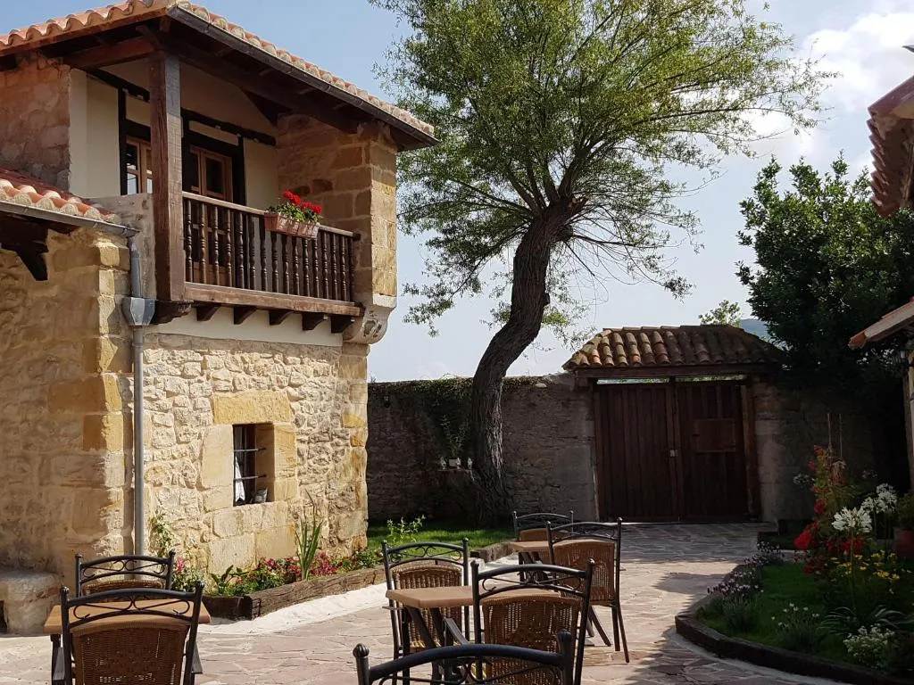 The 10 best accommodation in Mogro, Spain | Booking.com