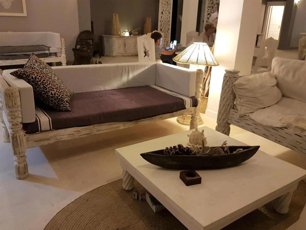 Posezení v ubytování Life Resort St. Thomas Royal Palm