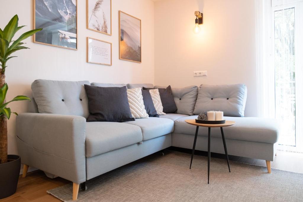 Posedenie v ubytovaní MH Living - 5 - Scandinavian Living Dream in Center