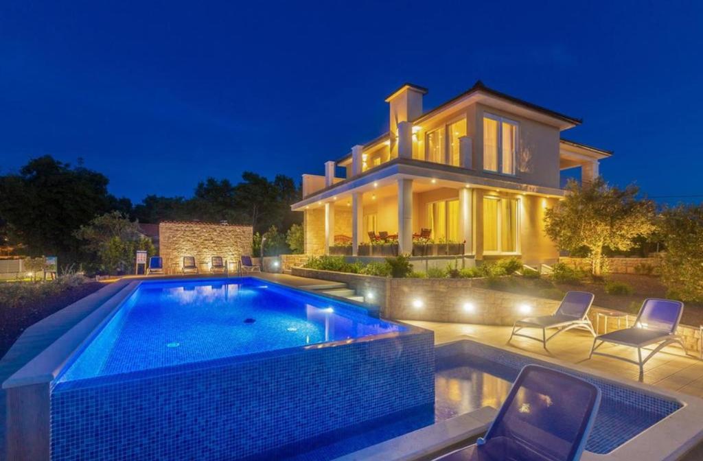Luxury Villa Roko, Sveti Anton – Updated 2023 Prices