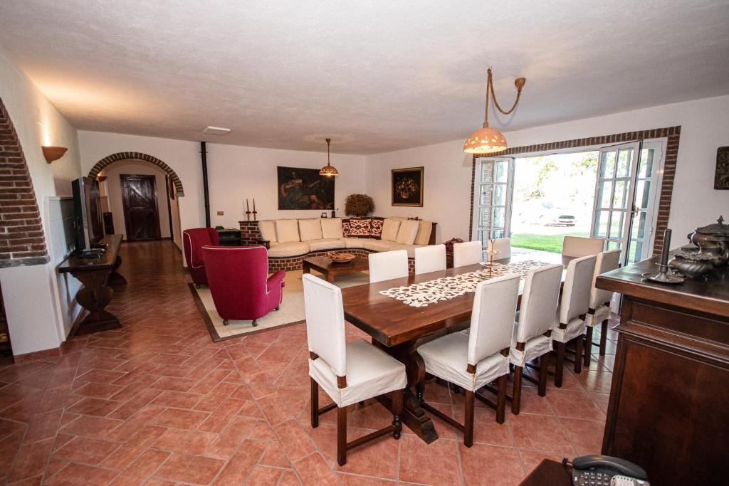 Home Holiday La Selva - Housity