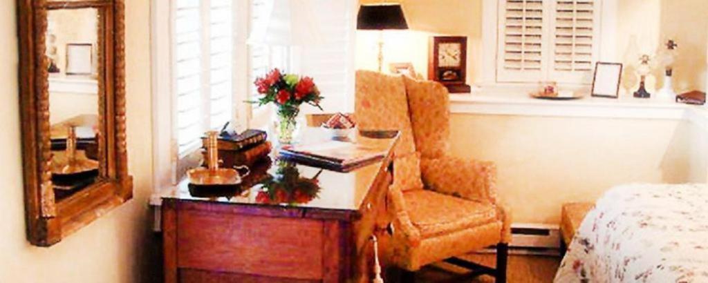 Un lugar para sentarse en The Inn at Stony Creek