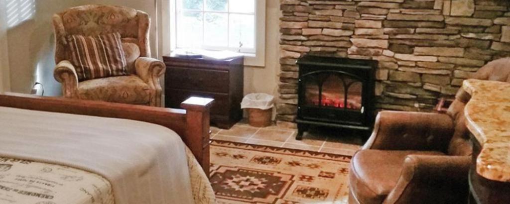 Un lugar para sentarse en The Inn at Stony Creek