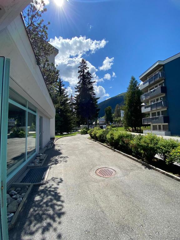 Nespecifikovaný výhled na hory nebo výhled na hory při pohledu z hotelu