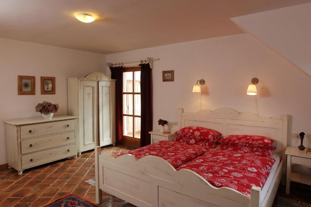 Postel nebo postele na pokoji v ubytování Guesthouse Novak