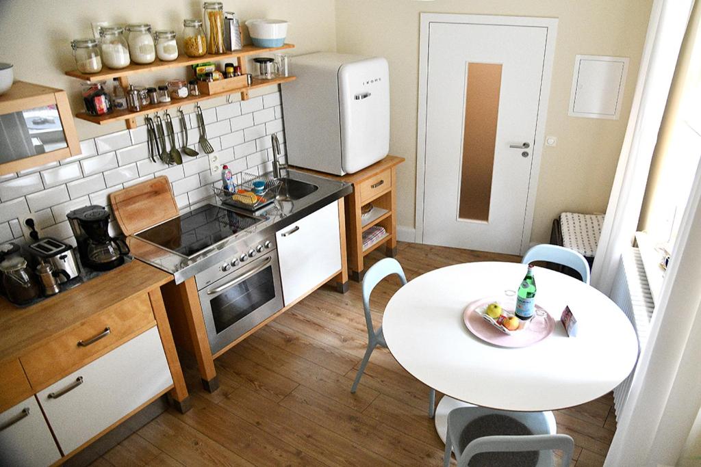 JETHON Studio-Appartement im Grünen - 5