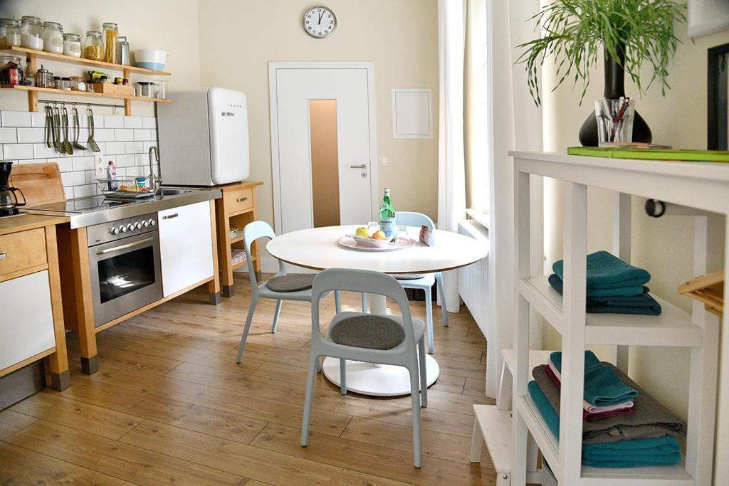 JETHON Studio-Appartement im Grünen - 15