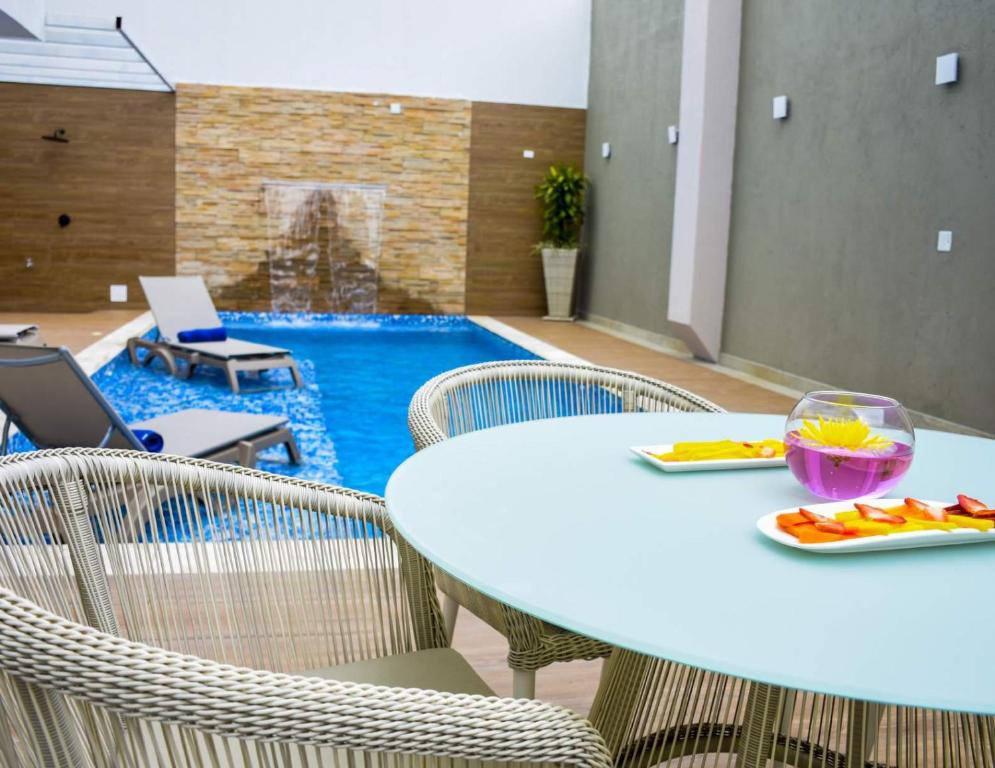 Bazén v ubytování Hotel Barlovento nebo v jeho okolí