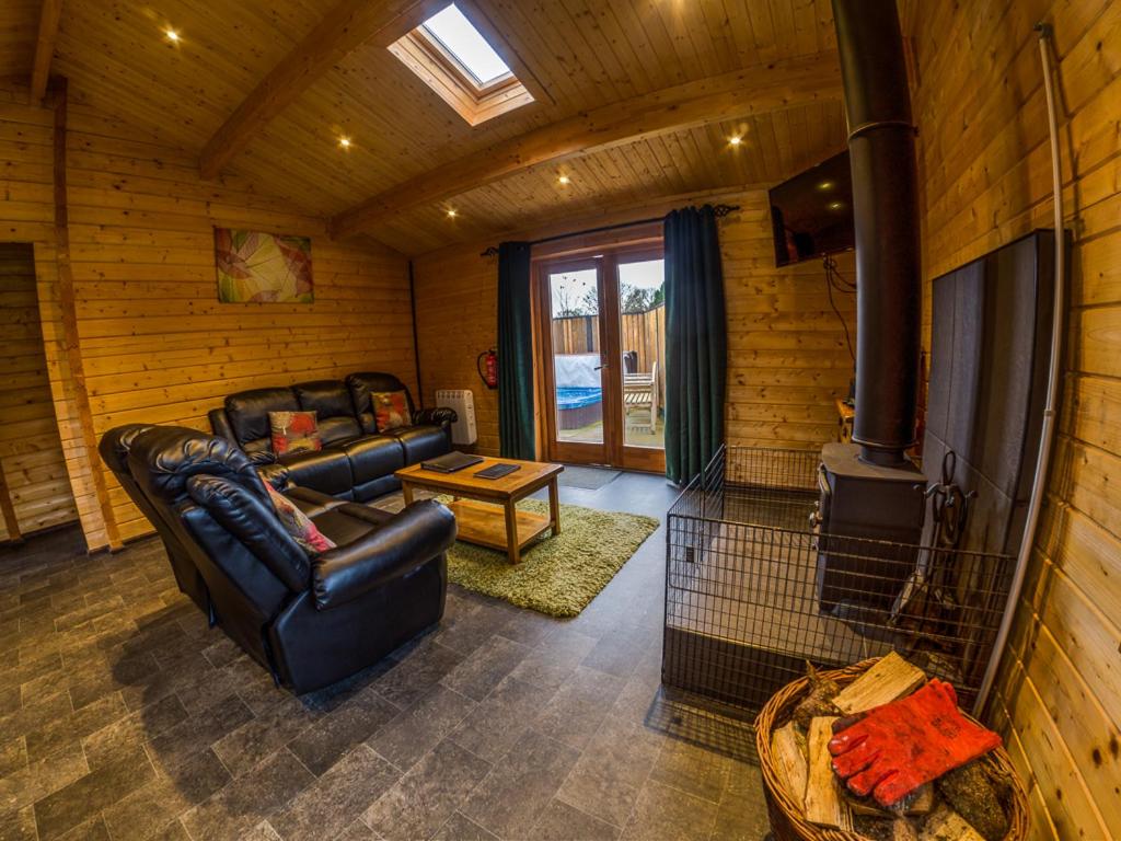 New Forest Lodges - 