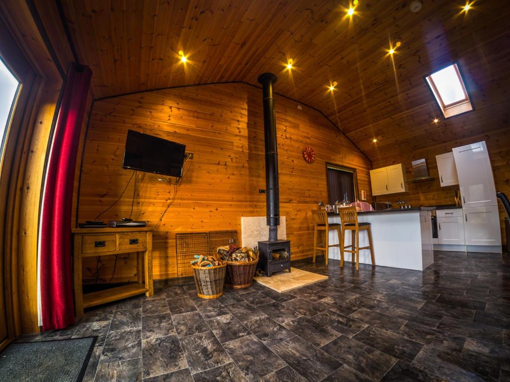 Kuchyň nebo kuchyňský kout v ubytování New Forest Lodges