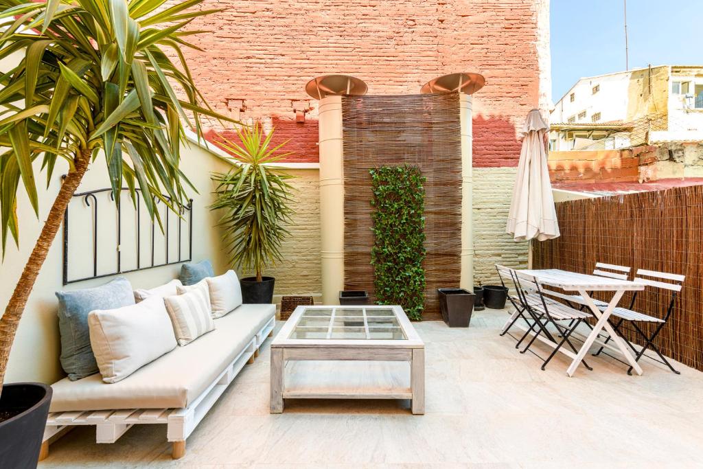 A balcony or terrace at MD Pelayo