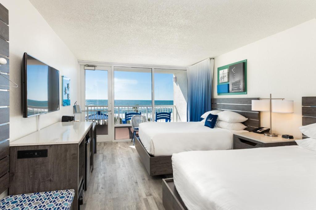 Postel nebo postele na pokoji v ubytování The Island Resort at Fort Walton Beach