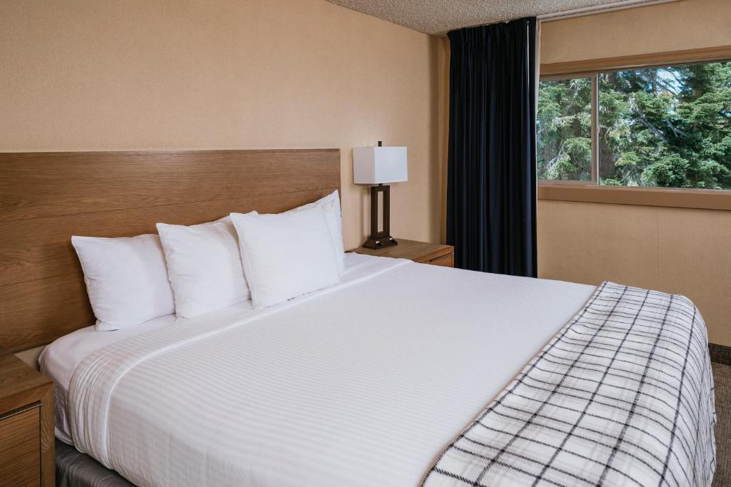 Mammoth Mountain Inn - 