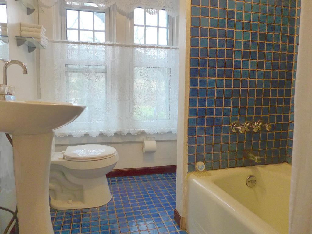 Morning Glory B&B - Habitación Doble Con Baño Compartido