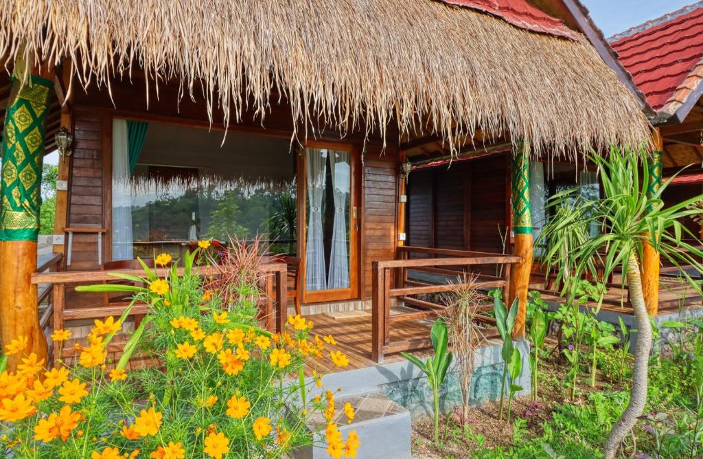 Zahrada ubytování Ayu Hill Bungalows