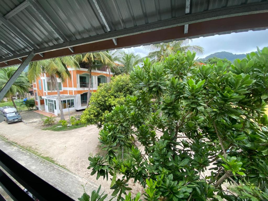 Zahrada ubytování Island Dive Club