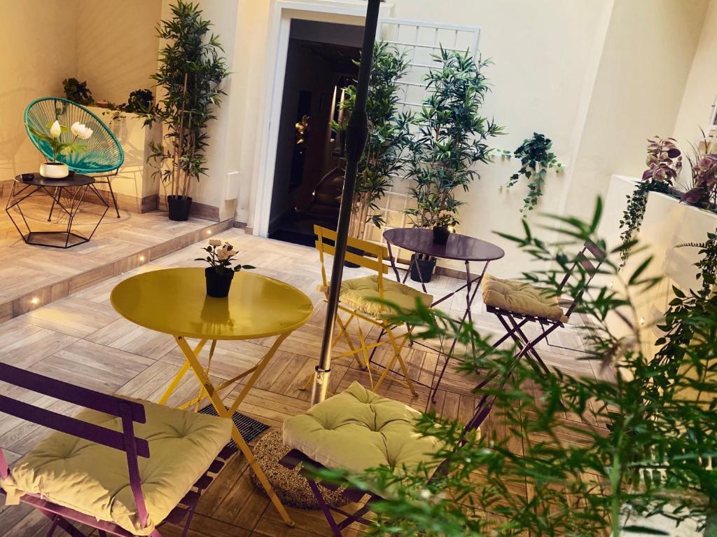 Posezení v ubytování Navona Street Hotel