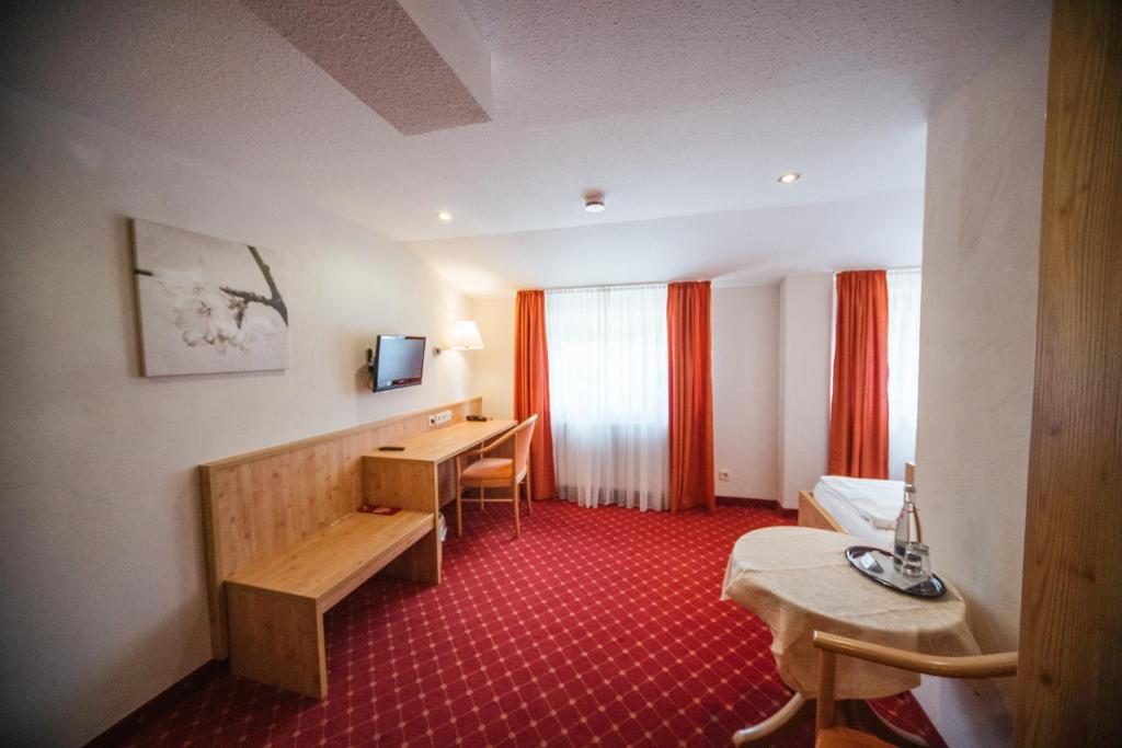 Hotel Waldeck mit Restaurant "Florian'S" - 4