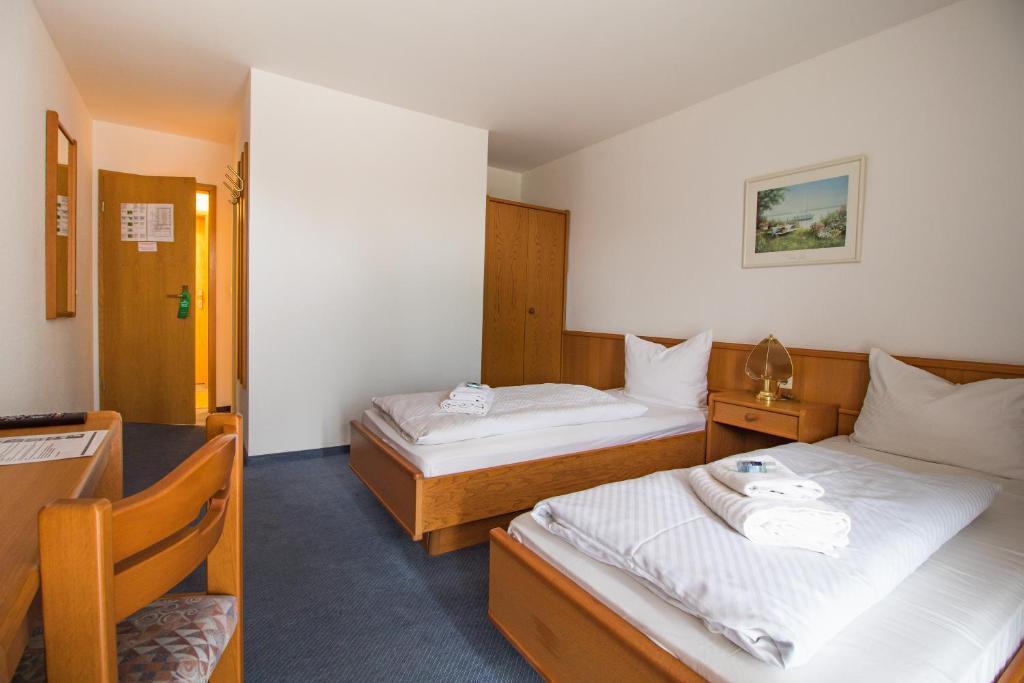 Hotel Naundorf - Chambre Lits Jumeaux Avec Salle De Bains
