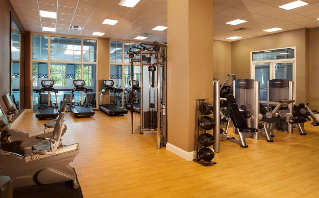 Fitness centrum a/nebo fitness zařízení v ubytování Hyatt Regency Long Island