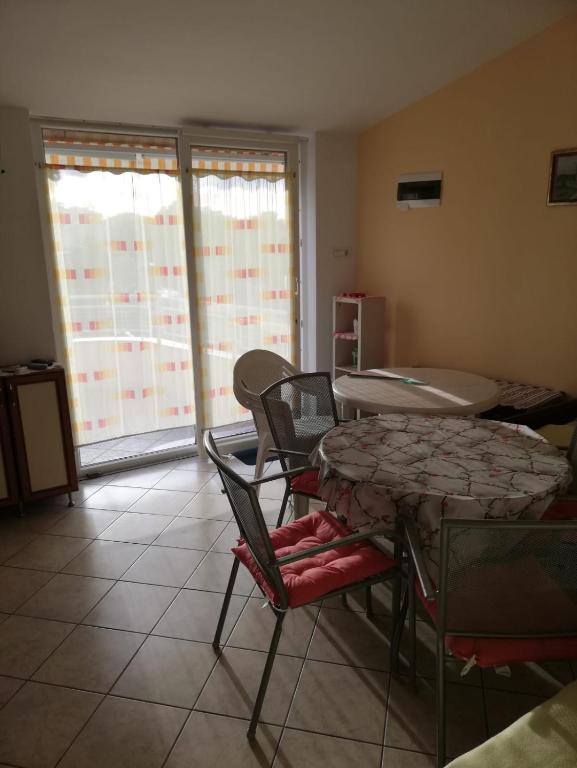 Fotografie z fotogalerie ubytování Apartments Defrančeski v destinaci Kavran