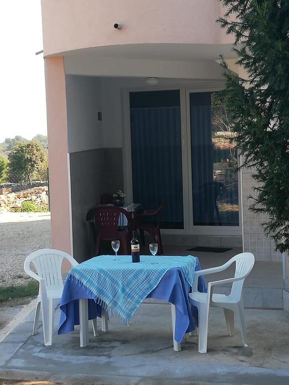 Fotografie z fotogalerie ubytování Apartments Defrančeski v destinaci Kavran