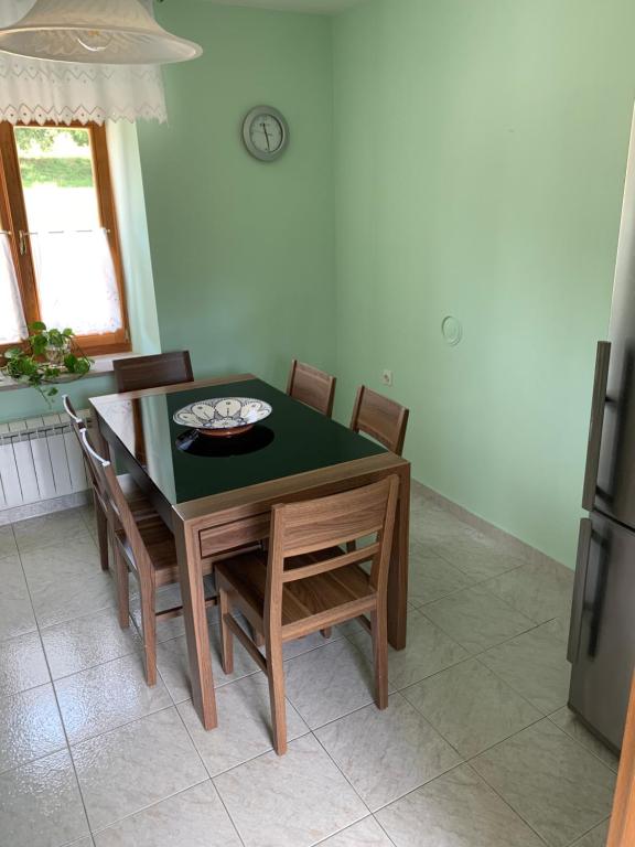 Fotografie z fotogalerie ubytování Apartmaji Klabjan - Kaki v destinaci Osp