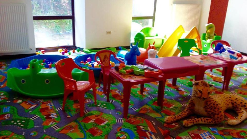 Dětský klub v ubytování Hotel Hart