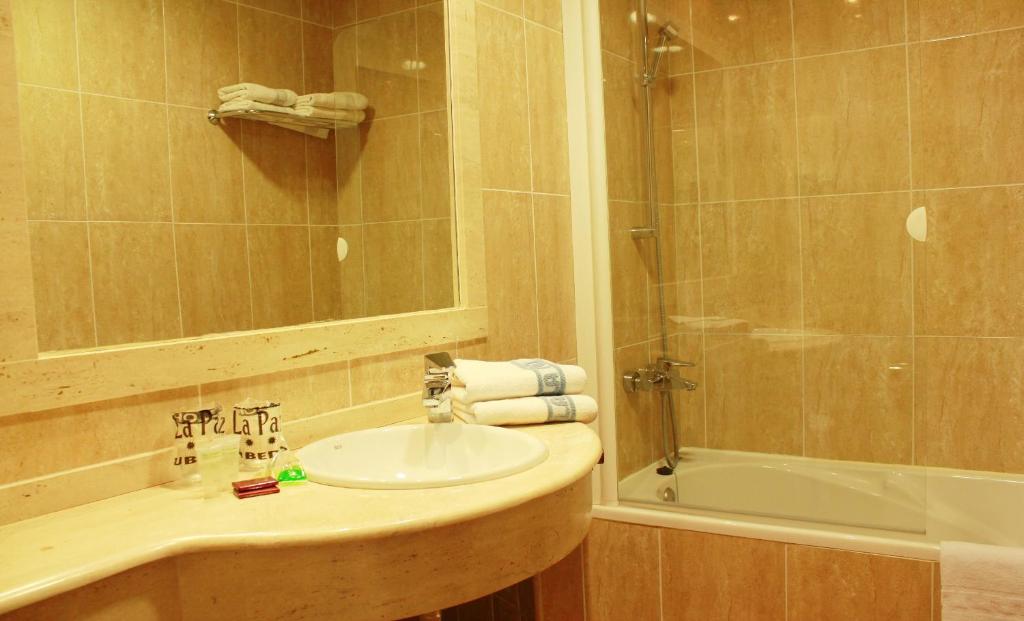 Hotel La Paz - Triple Room (3 Adults)
