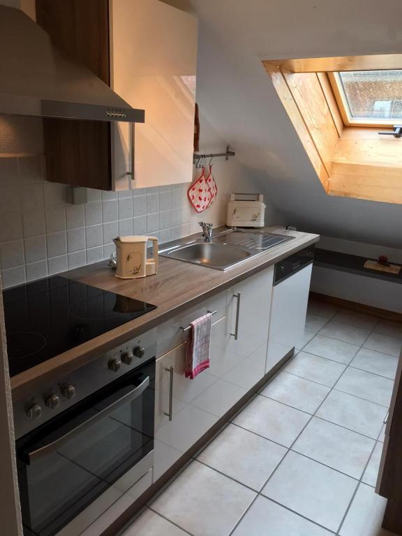 Haus Levi - Three-Bedroom Apartment