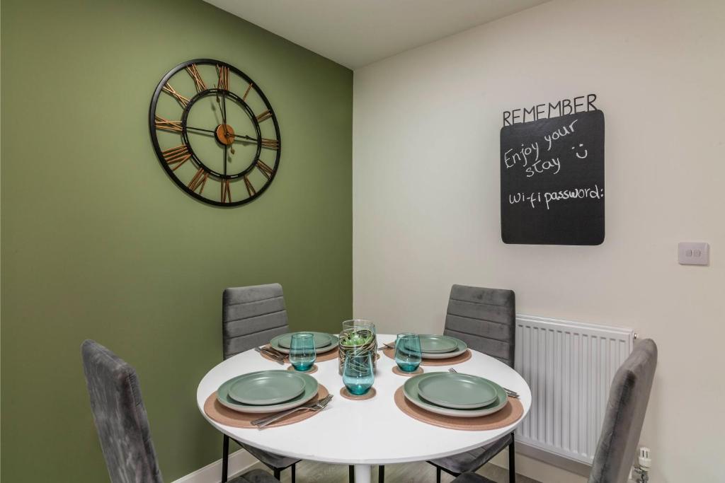 Blackstone Walk - Fabulous 2bed House with Parking